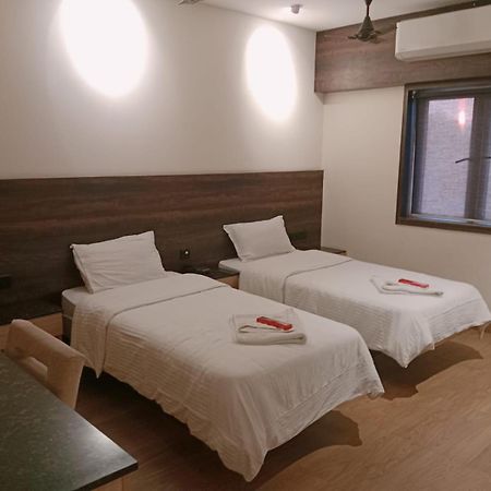 Ant Biz Rooms Near Chennai Trade Centre Екстериор снимка