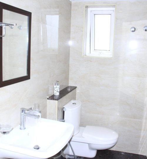 Ant Biz Rooms Near Chennai Trade Centre Екстериор снимка